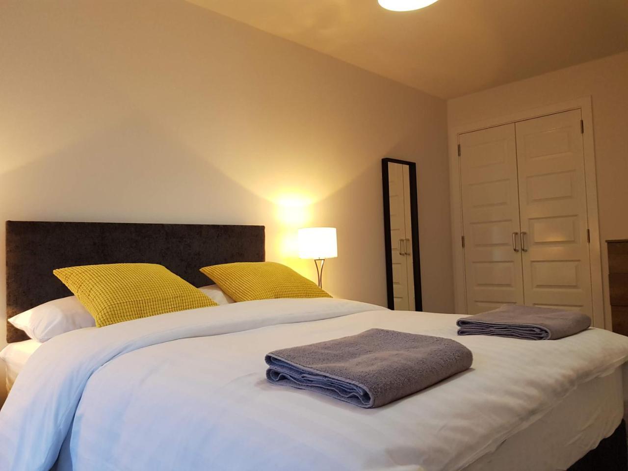 3 Royal View Apartments Stirling Buitenkant foto